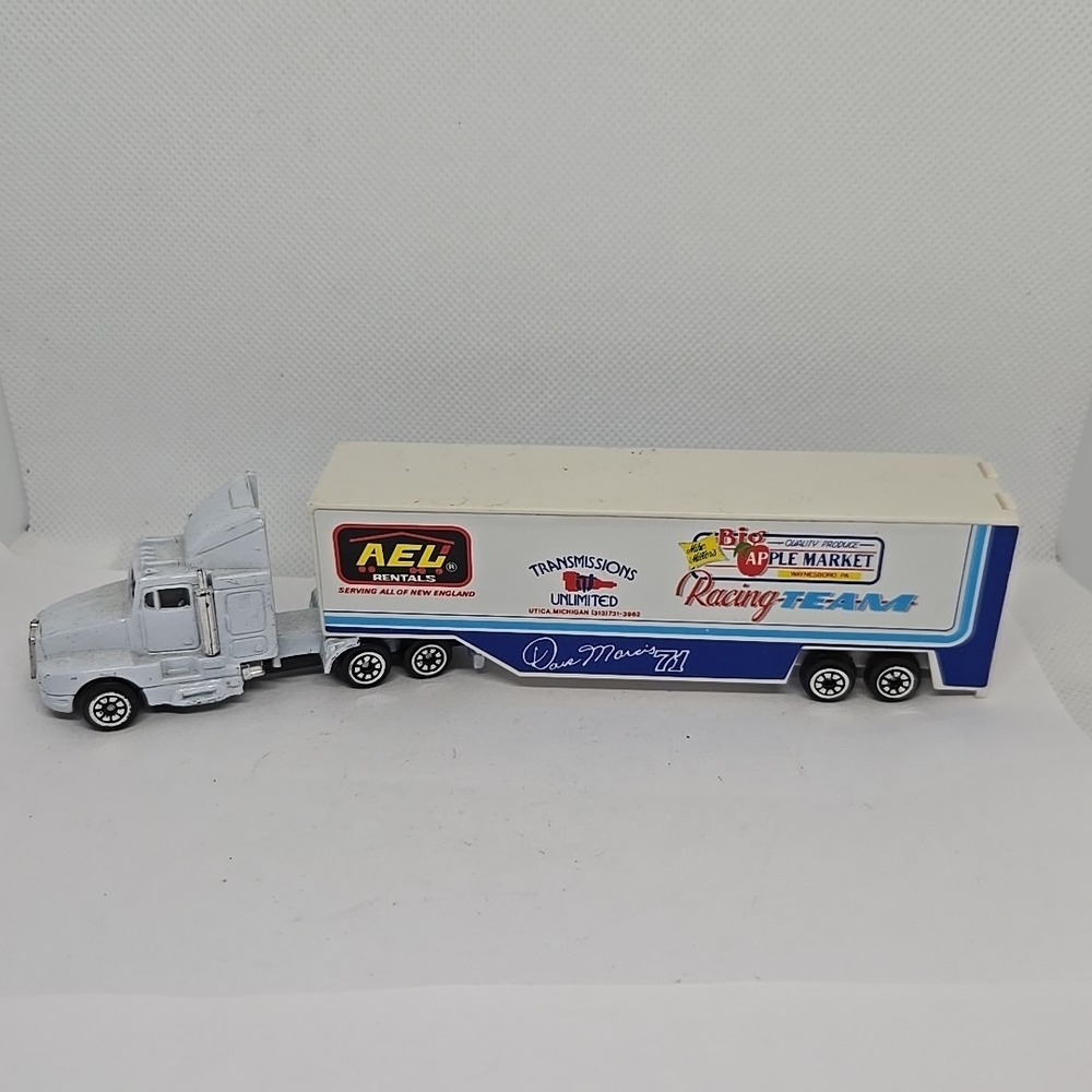 1990 Racing Champions Big Apple Market 71 David Marcis Diecast Hauler 1:144